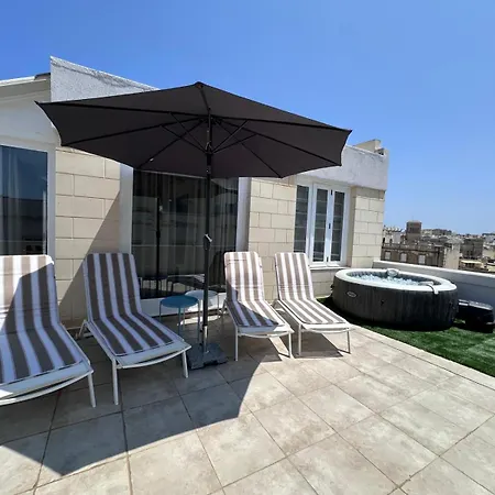Apartman Stylish Penthouse With Jacuzzi, Bbq, Sundeck Sliema